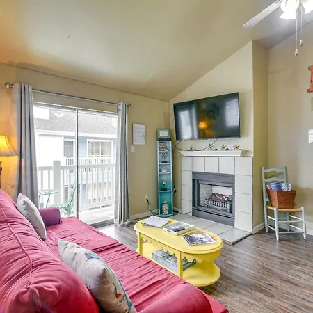 Romantic Galveston Retreat Bay View, Pool Access! Exterior photo